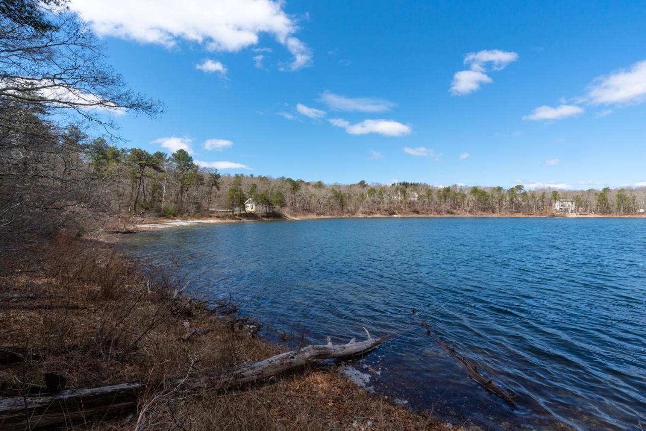Weeks Pond Charmer Forestdale Exterior photo